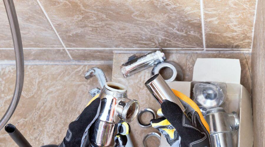 Professional gutter cleaning in Yale, MI